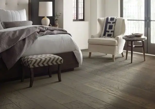 Bedroom hardwood flooring | Off Price Carpet & Flooring