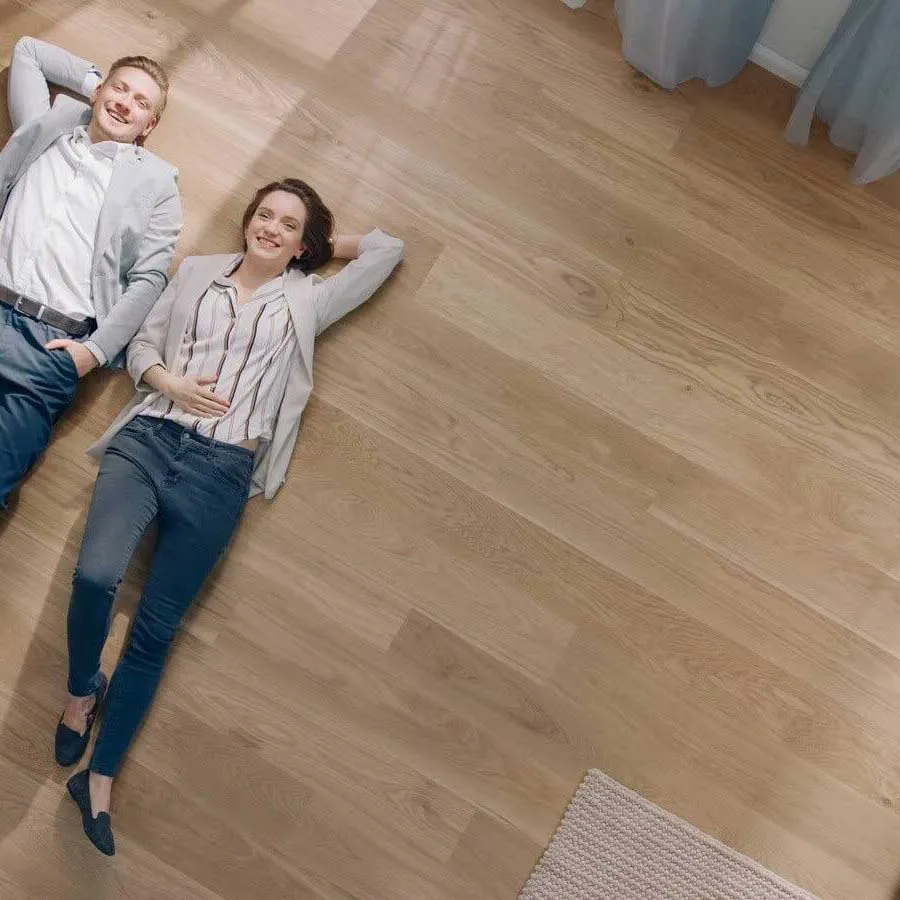 imgi_5_couple-on-floor